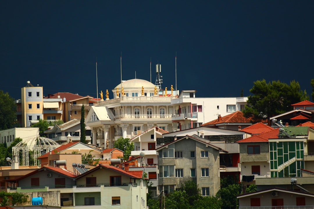Antalya Kriz Uyarısı: Ticari Faaliyetlerde Belirsizlik Büyüyor - Ekonomi haberi görseli