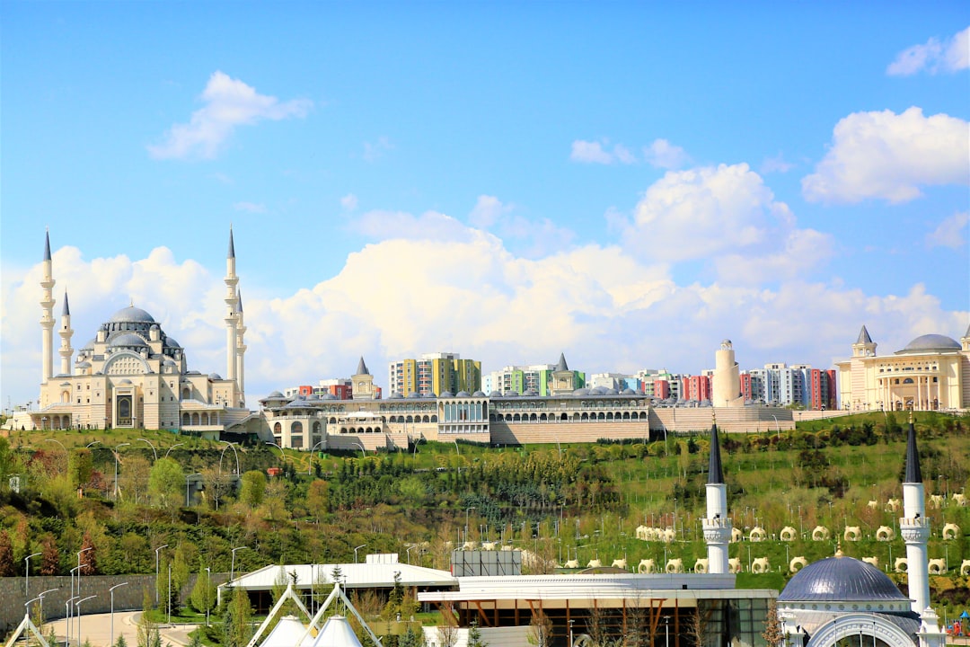 Antalya’da Sağlık Altyapısı Hızla Gelişiyor: Konyaaltı Devlet Hastanesi ve Semt Kliniği Projelerinde İnceleme - Sağlık haberi görseli