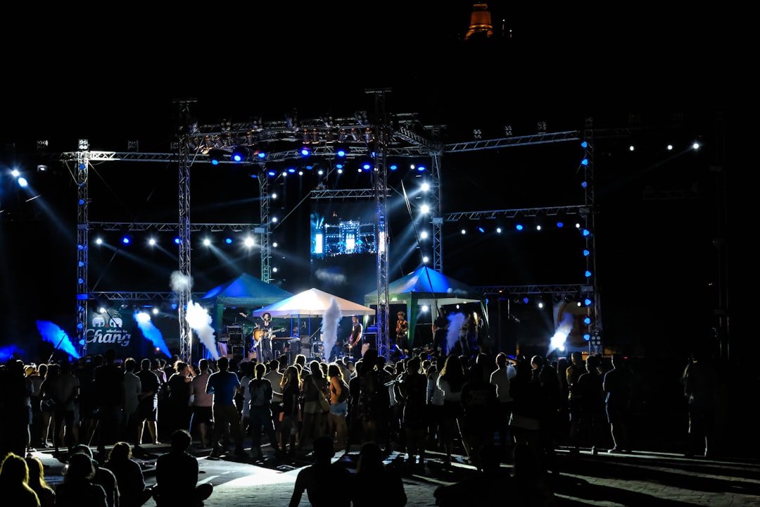 Poizi’den Adana’da Rap Ritmi - Kültür-Sanat haberi görseli Poizi’den Adana’da Rap Ritmi - Kültür-Sanat haberi görseli