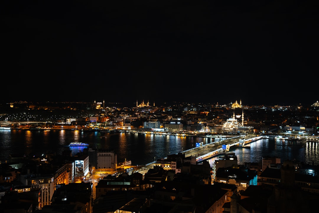 İzmir’de Elektrik Kesintisi Uygulaması Başladı - Gündem haberi görseli