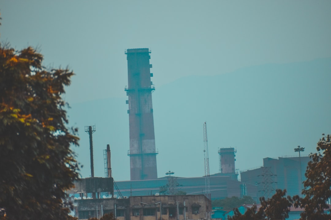 İzmir’de Hava Kalitesi Endeksi 'Hassas' Seviyeye Ulaştı, Solunumu Zorluyor - Sağlık haberi görseli