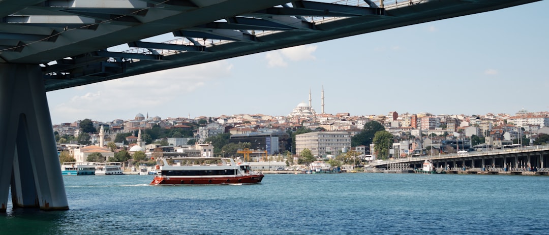İstanbul Sanayi Üretiminde Yavaşlama 19. Aya Ulaştı - Ekonomi haberi görseli