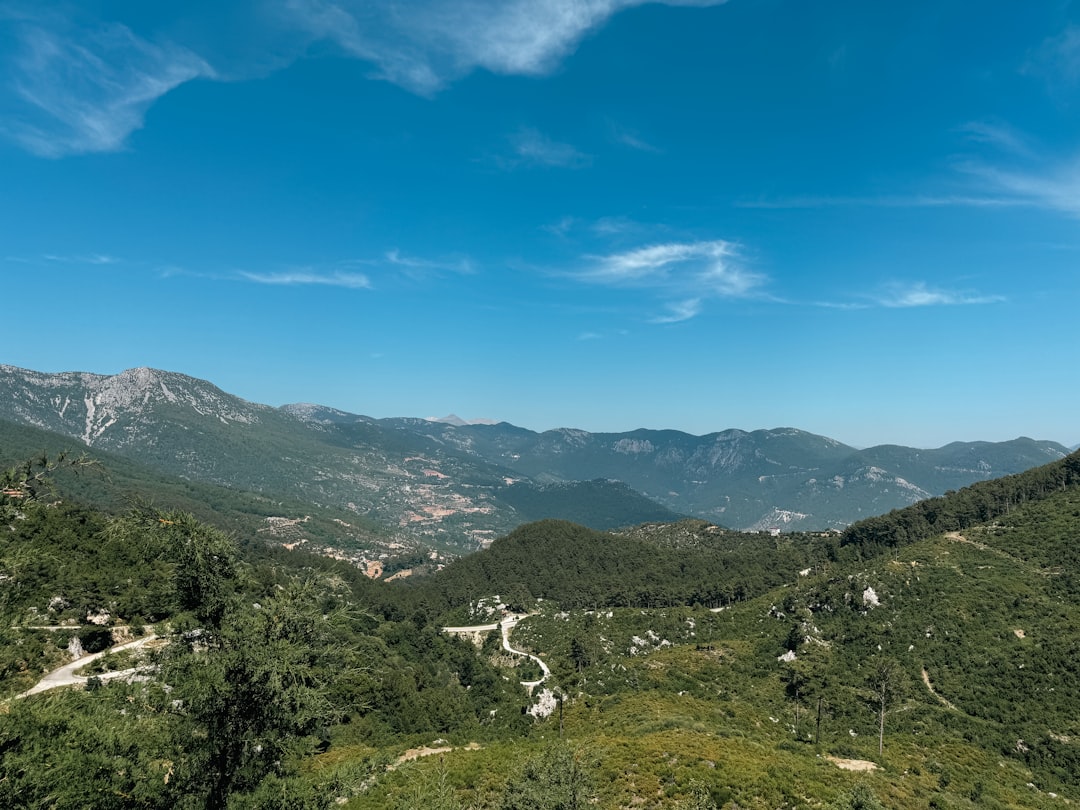 Antalya‑Alanya Otoyolu Projesi: Bölge Ekonomisine Yıllık 17,7 Milyar TL Tasarruf - Ekonomi haberi görseli