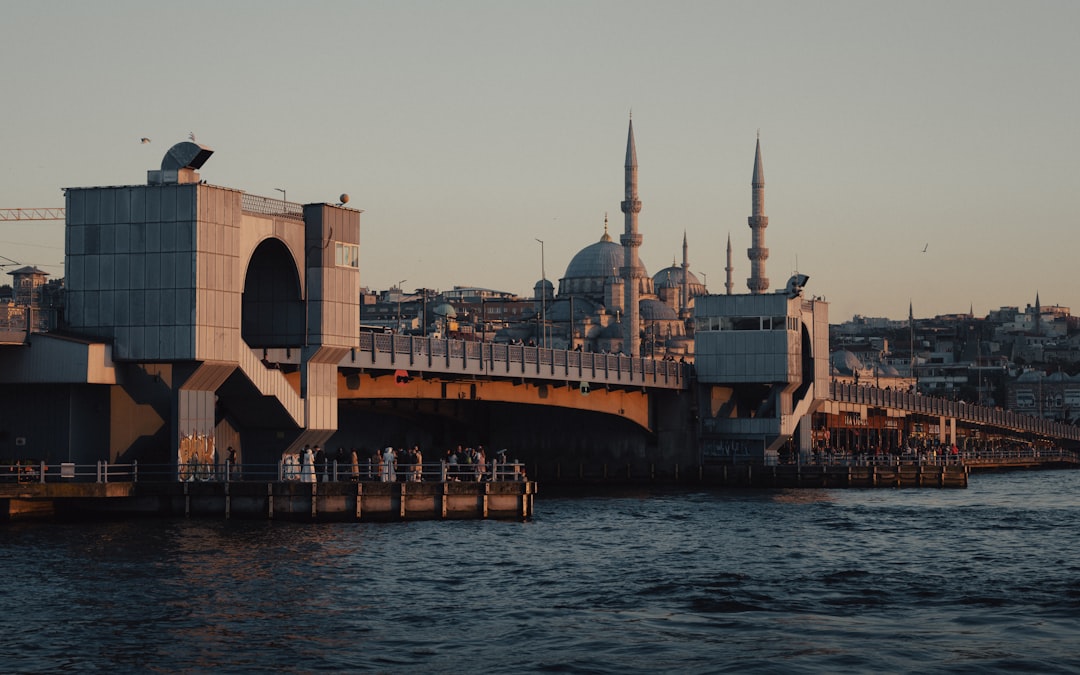 İstanbul Kuzey Demiryolu Geçişi Projesi için ihale hedefi 2025 - Ekonomi haberi görseli