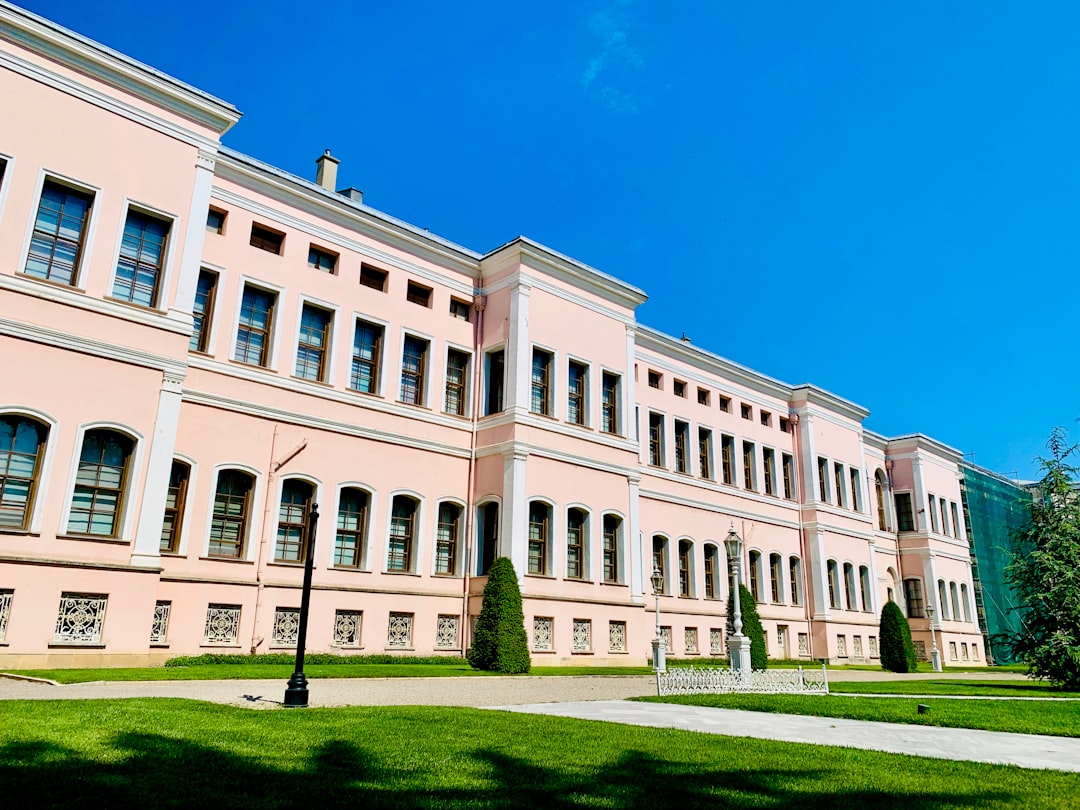 Adana’nın Üniversite-Sanayi İşbirliğiyle Ekonomi Modeli Güçleniyor - Ekonomi haberi görseli Adana’nın Üniversite-Sanayi İşbirliğiyle Ekonomi Modeli Güçleniyor - Ekonomi haberi görseli