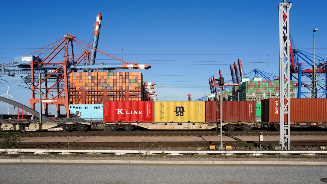 Adana sanayisi zorluklara rağmen ihracatta direnç gösteriyor - Ekonomi haberi görseli Adana sanayisi zorluklara rağmen ihracatta direnç gösteriyor - Ekonomi haberi görseli