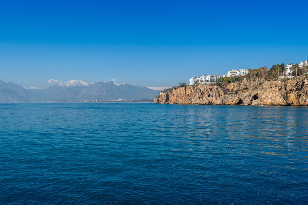 Antalya’da “Evde Diyaliz” Hizmeti Hastalara Ev Konforu Sağlıyor - Sağlık haberi görseli