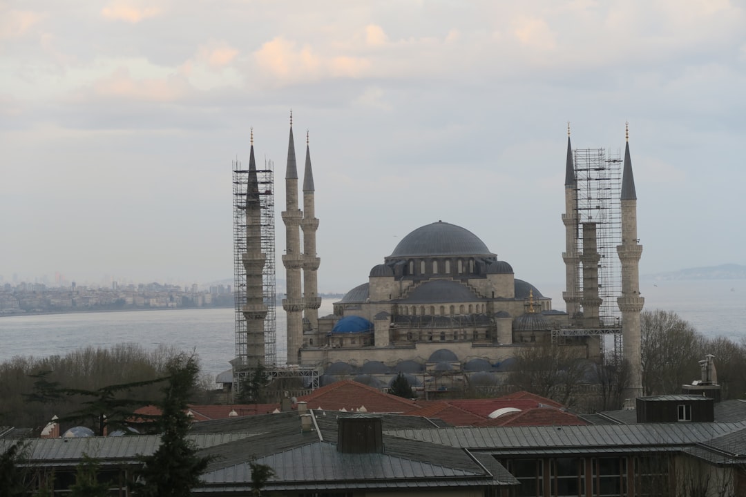 İstanbul’da Dört Kişilik Ailenin Yaşam Maliyeti Kasım’da 106 Bin TL Oldu - Ekonomi haberi görseli