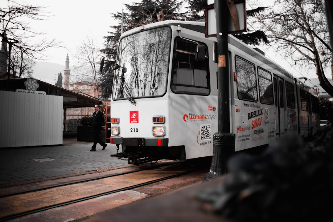 DEÜ Tınaztepe Yerleşkesi’nde ESHOT Hatlarında Geçici Düzenleme - Yaşam haberi görseli