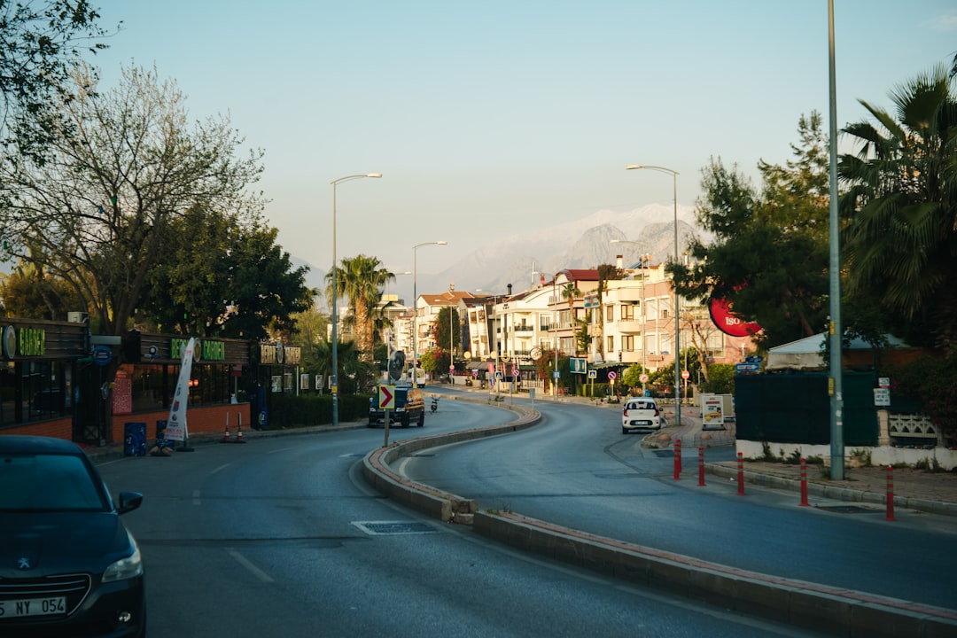 Antalya’da Toplu Ulaşım Ücretleri Bölgenin En Yükseği Oldu - Ekonomi haberi görseli