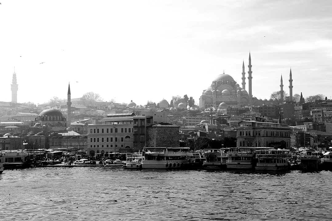 İstanbul’da Ara Tatil Trafiği ve Hafta Sonu Yağış Beklentisi - Yaşam haberi görseli