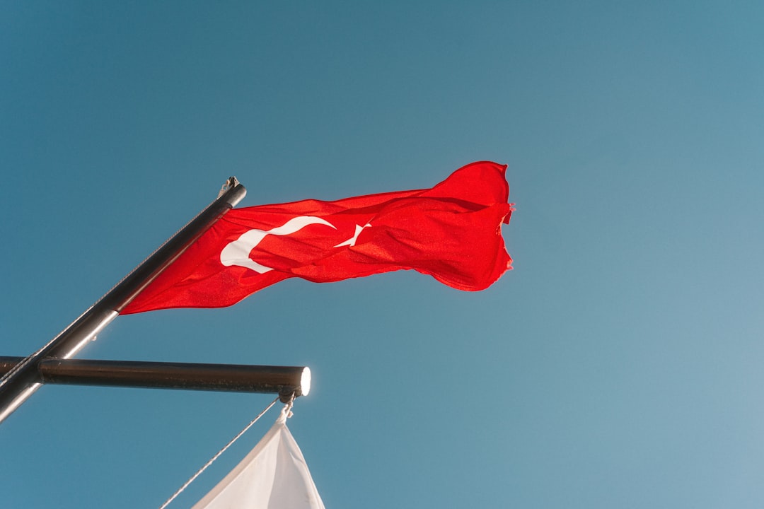 Kar Yağışı Çiftçinin Yüzünü Güldürdü - Yaşam haberi