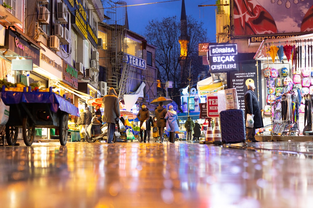 İzmir’de Cumartesi Planı Yapacaklar Dikkat – Hava Yağışlı ve Ilık - Yaşam haberi görseli İzmir’de Cumartesi Planı Yapacaklar Dikkat – Hava Yağışlı ve Ilık - Yaşam haberi görseli