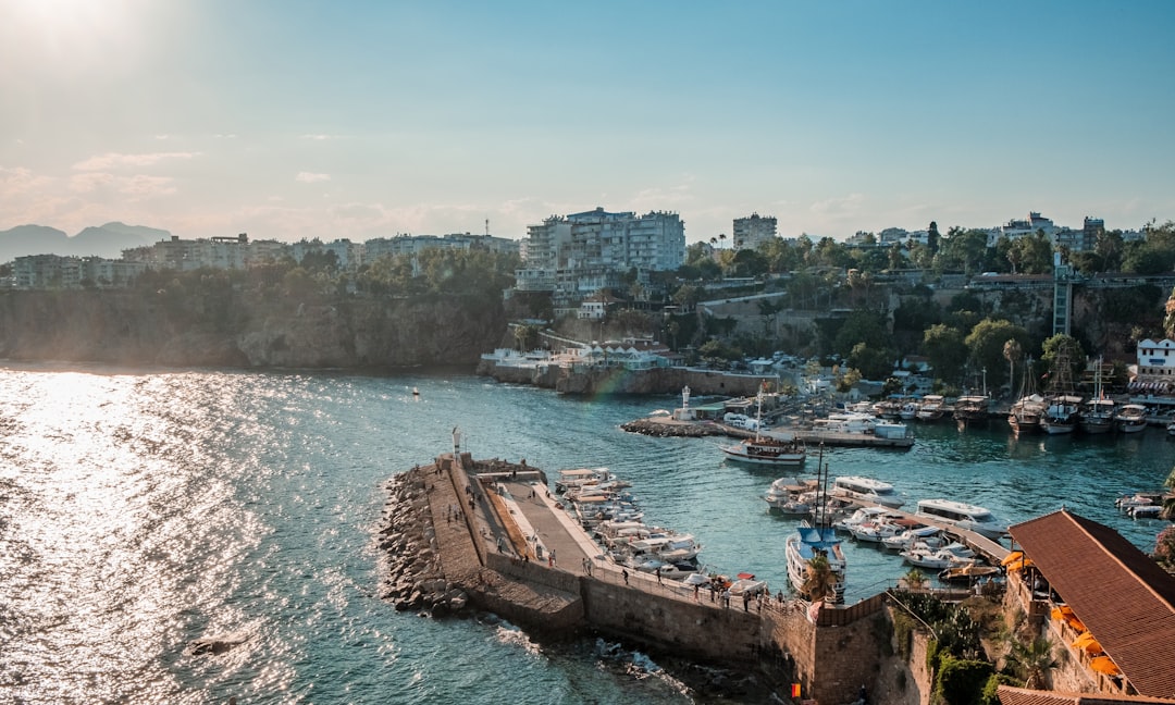 Antalya’da Okullar Tatil: Turizm ve Kültür Aktivitelerine İlave Yoğunluk Bekleniyor - Gündem haberi görseli