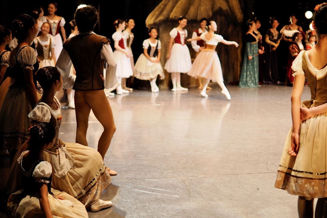 Antalya’da 7 Şubat’da Kültür‑Sanat Etkinlikleri Coşkuyla Geçti - Kültür-Sanat haberi görseli