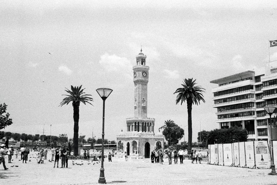 İzmir'de kültür ve sanat haftası coşkuyla başladı - Yaşam haberi görseli