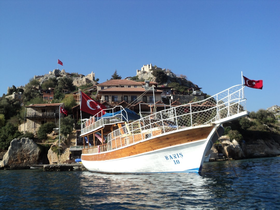 “Bir Başka Antalya 3” Sergisi Mart Ayında Ziyaretçileriyle Buluşuyor - Kültür-Sanat haberi görseli