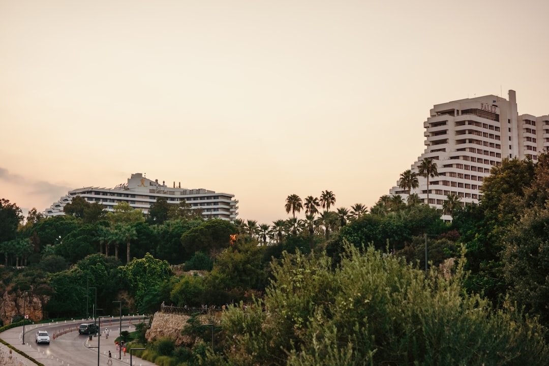 Antalya Turizminde Bayram Öncesi Otel Doluluk Oranları %95–100’e Ulaştı - Gündem haberi