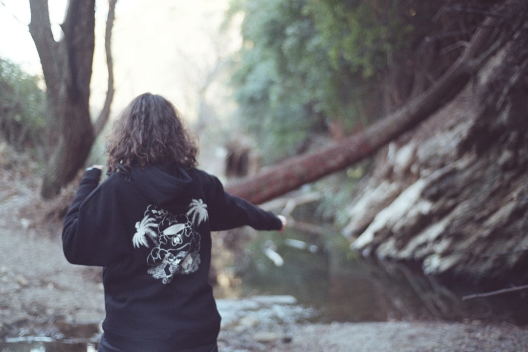 İzmir Sanat Sahnesinde ‘Yumuşak Şüphe’ Bu Akşam İzmir Sanat’ta - Kültür-Sanat haberi görseli İzmir Sanat Sahnesinde ‘Yumuşak Şüphe’ Bu Akşam İzmir Sanat’ta - Kültür-Sanat haberi görseli