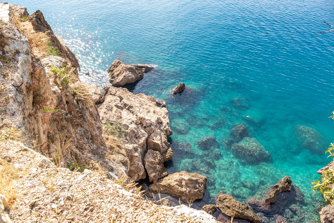 Antalya’da 1 Nisan’da Gündüz 26°C: Bahar Havası Keyifli Etkinliklere Çağırıyor - Yaşam haberi görseli