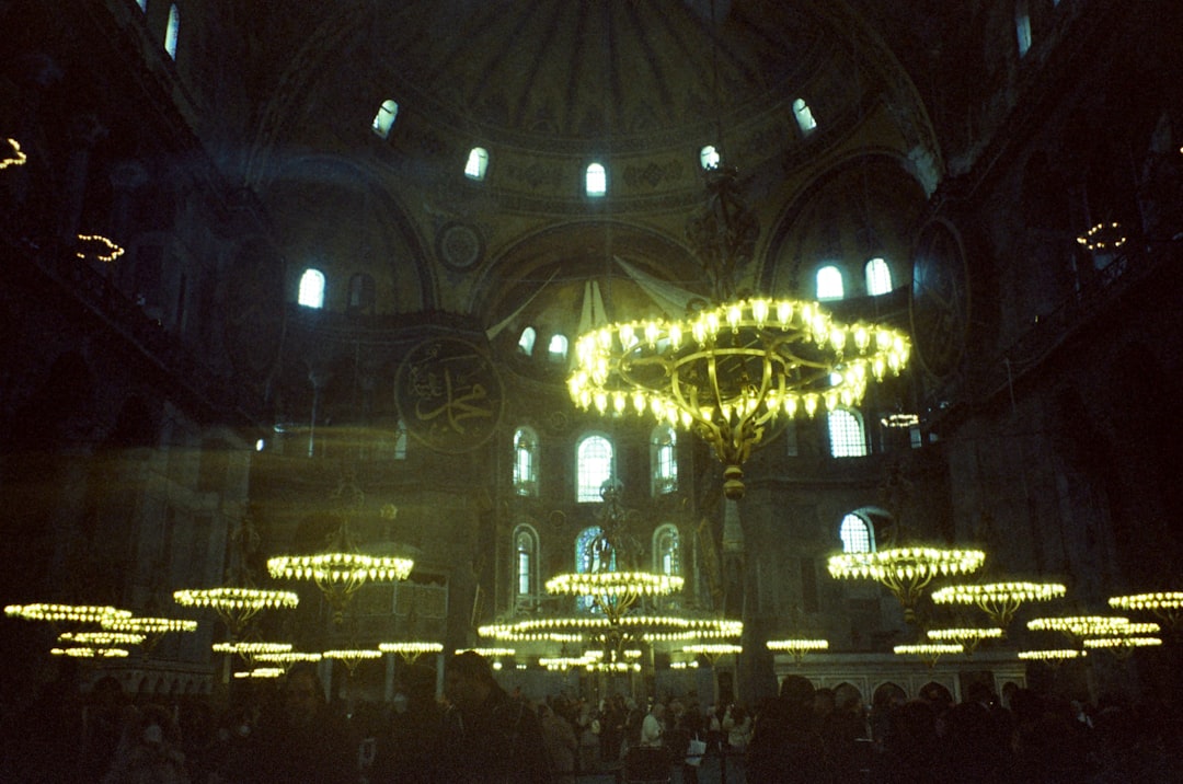 İstanbul’da Tiyatro Sahnesi Çocuk Oyunları ve Aile Etkinlikleriyle Canlandı - Gündem haberi görseli İstanbul’da Tiyatro Sahnesi Çocuk Oyunları ve Aile Etkinlikleriyle Canlandı - Gündem haberi görseli