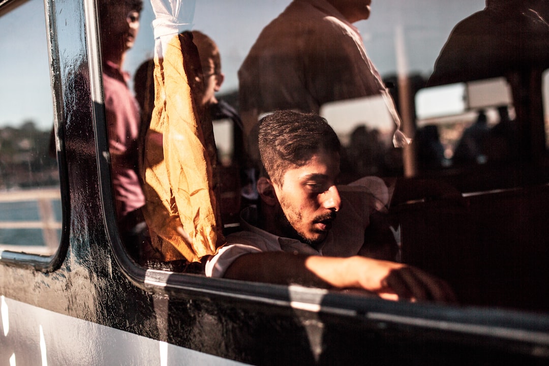 Bursa’da 112 Ambulans Şoförlerine Paramedik Görevi Verilmesinin Güvenlik Kaygıları Artıyor - Sağlık haberi görseli