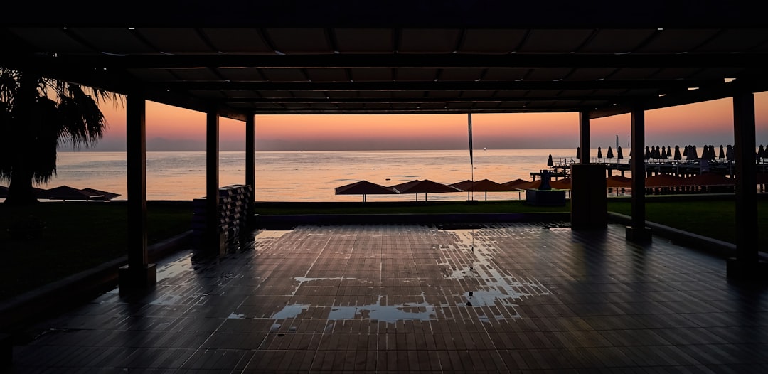 “Alevli Günler” Tiyatro Gösterisi Antalya’da Sahnelendi - Kültür-Sanat haberi görseli “Alevli Günler” Tiyatro Gösterisi Antalya’da Sahnelendi - Kültür-Sanat haberi görseli