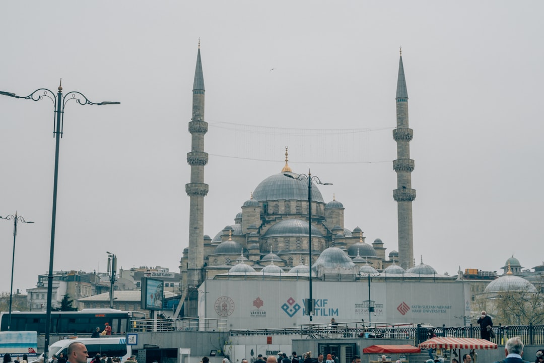 İstanbul’daki Kültür-Sanat Etkinlikleri: Sonar İstanbul ve 'Ballı Süt' Tiyatro Oyunu - Kültür-Sanat haberi görseli İstanbul’daki Kültür-Sanat Etkinlikleri: Sonar İstanbul ve 'Ballı Süt' Tiyatro Oyunu - Kültür-Sanat haberi görseli