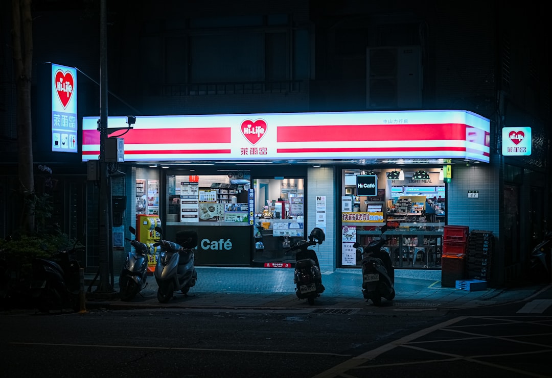 Bursa’da gece nöbetçi eczane hizmeti sürüyor - Sağlık haberi görseli