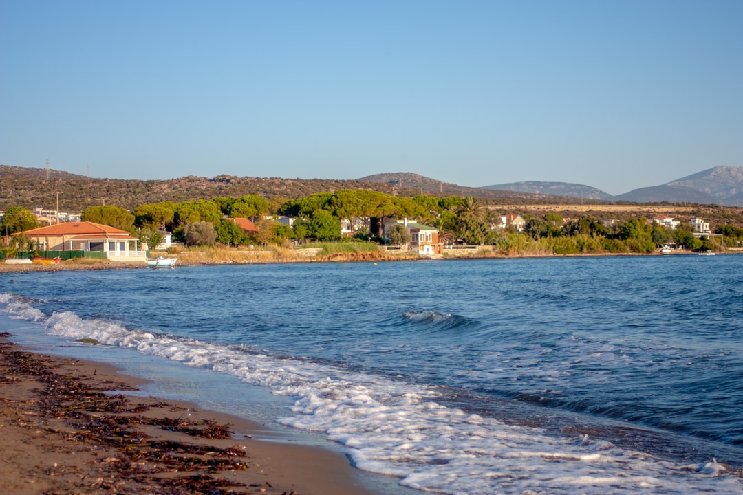 İzmir’de Sağlık Eğitimleri Kırsala Taşınıyor: ‘Sağlıklı Köyler’ Projesinde 62 Bin Katılımcı - Sağlık haberi görseli