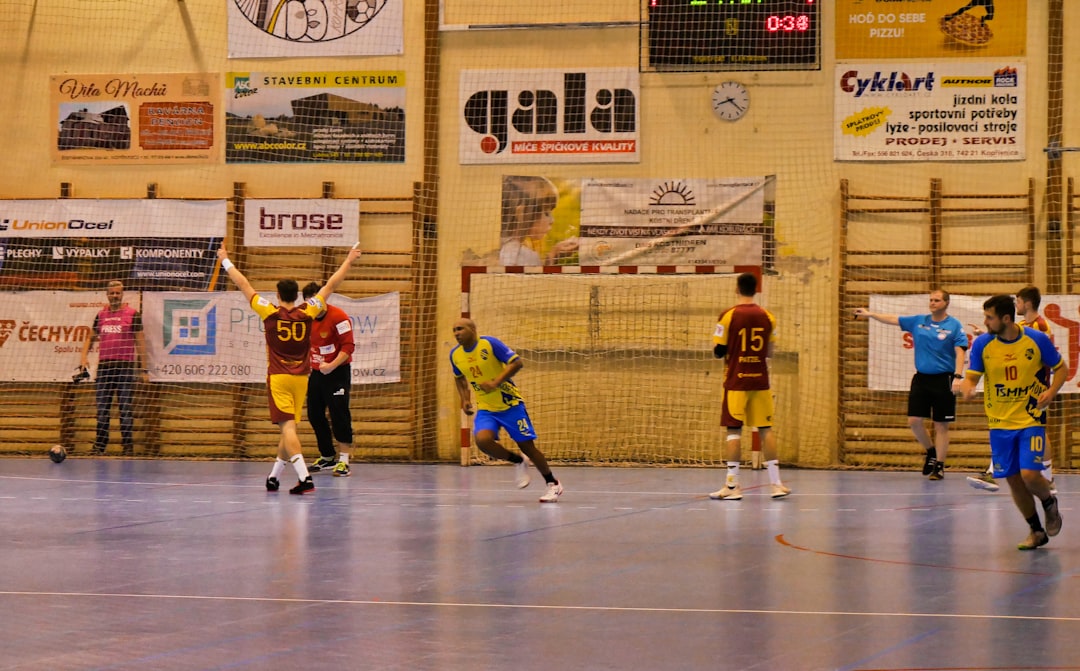 Konya Kurumlar Arası Voleybol Turnuvasında Fileyi Konya Barosu Hakimiyeti - Spor haberi görseli