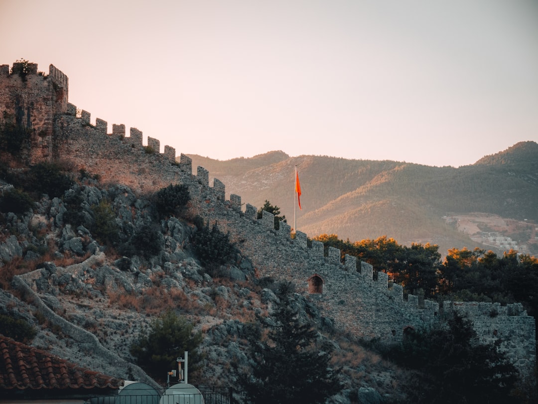 Adana’da Kültürün Nabzı: 14. Portakal Çiçeği Karnavalı Sanatla Renkleniyor - Kültür-Sanat haberi görseli Adana’da Kültürün Nabzı: 14. Portakal Çiçeği Karnavalı Sanatla Renkleniyor - Kültür-Sanat haberi görseli