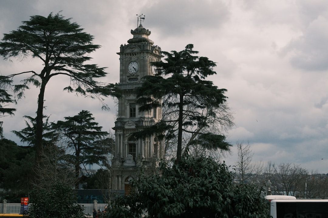 İstanbul’da Bahar Sıcaklığı ve Akşam Saatlerinde Yağış Beklentisi - Gündem haberi