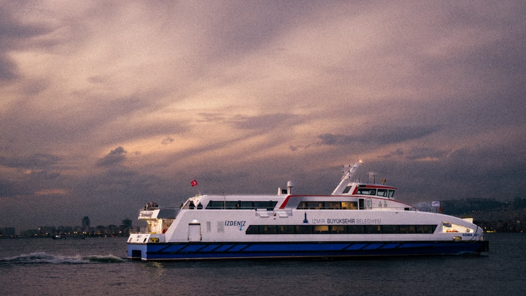 İzmir 2025’te Bütçeye 1 Trilyon TL’den Fazla Vergi Katkısı Sağladı - Ekonomi haberi