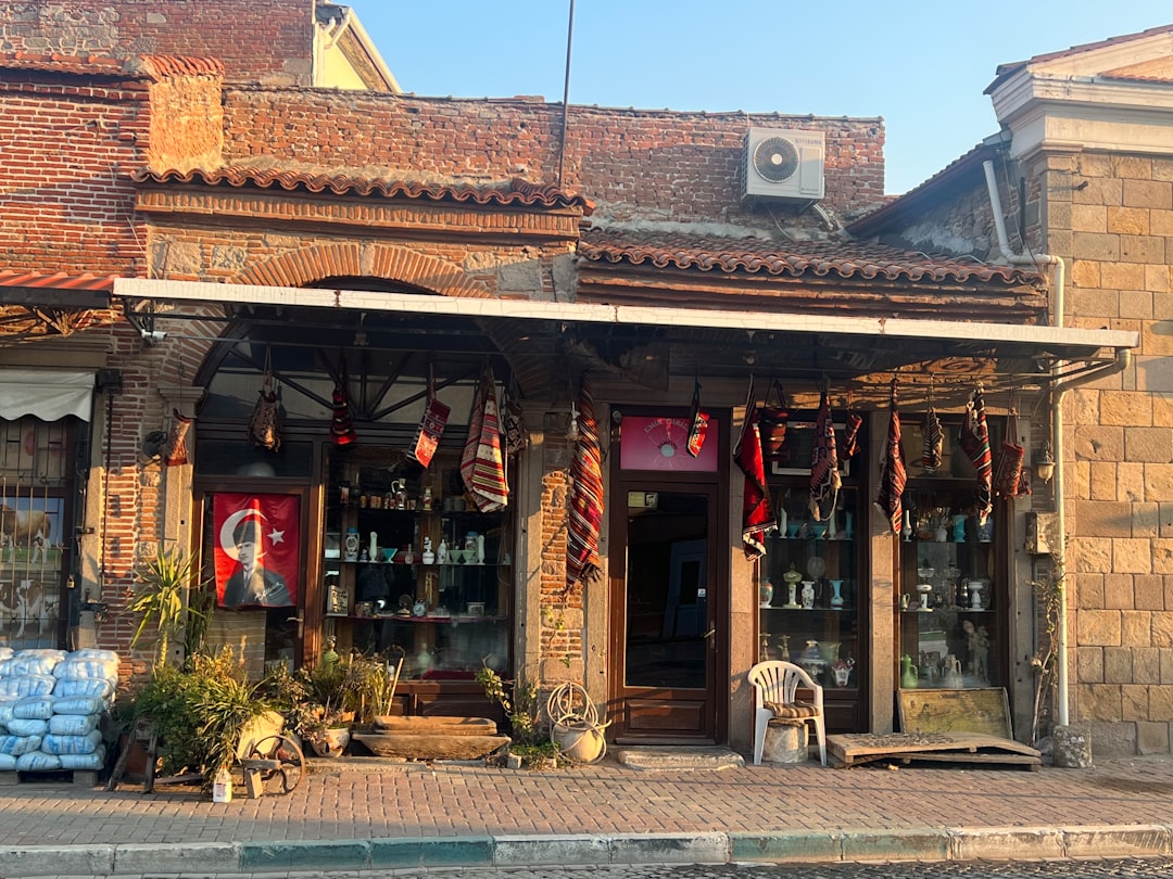 Gaziantep Bakırcılar Çarşısında Yarım Asırlık Ustaların Ateşi Sönmüyor - Yaşam haberi görseli