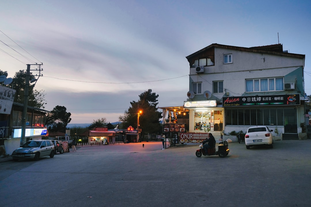 Gaziantep’te Minibüs Kazasında Şans Maddi Hasarla Atlattı - Gündem haberi