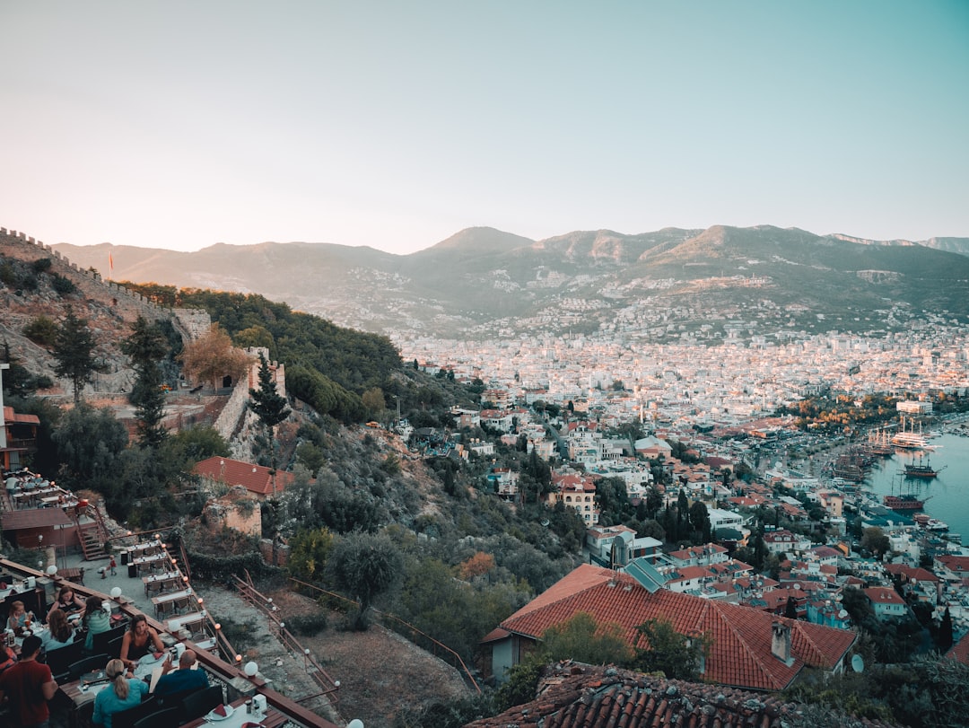 Adana’ya Baharın Renkleri: Portakal Çiçeği Festivali Coşkusu Sürüyor - Kültür-Sanat haberi görseli