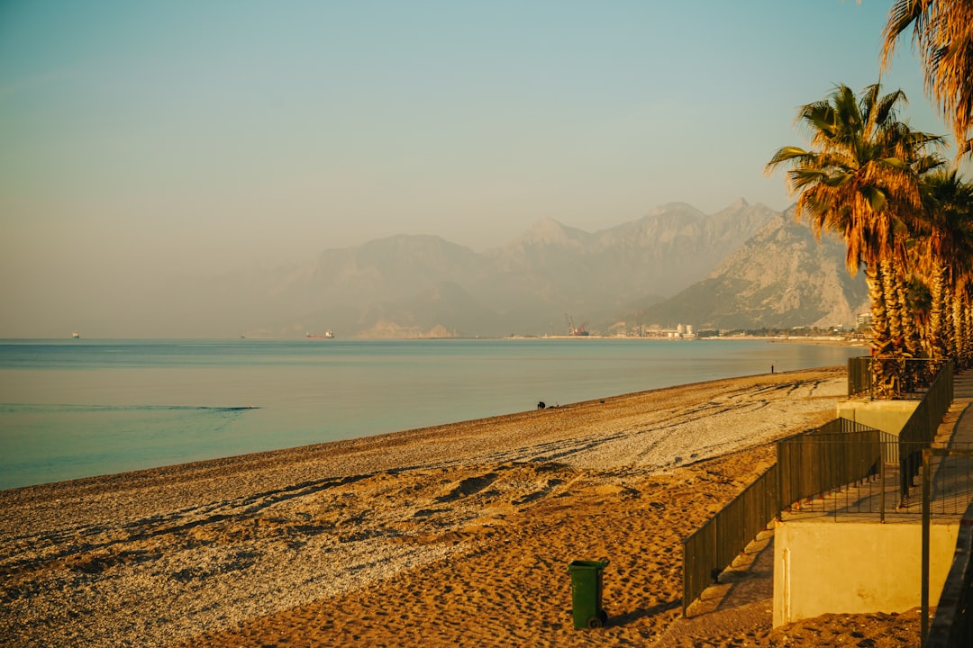 Antalya 2026’ya güçlü potansiyel ve artan ekonomik baskılarla giriyor - Ekonomi haberi