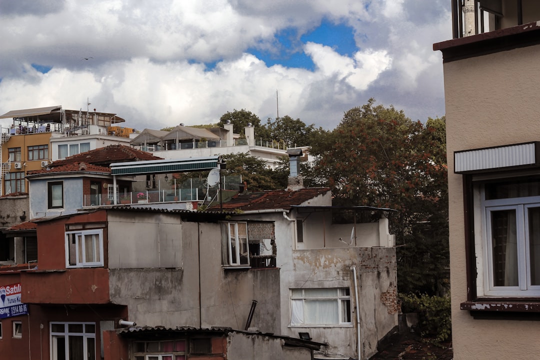 Adana'da Yaşam Alanları Modernleşiyor: Depreme Dayanıklı Yapılar - Yaşam haberi görseli