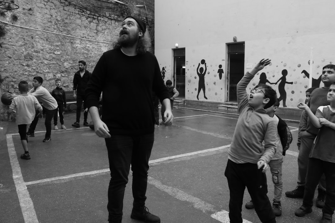 İzmir'de Hıdırellez Kutlamaları Dans Performansı Sosyal Medyada Gündem - Gündem haberi görseli