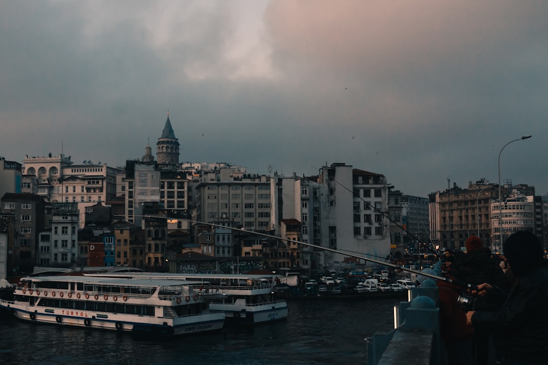 Çöl Topu Gaziantep'e Ulaşıyor: Cuma ve Cumartesi Gündüzleri Çamur Yağışı Bekleniyor - Gündem haberi görseli