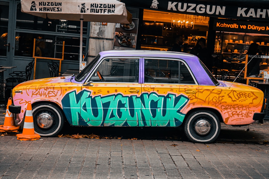 İzmir'de Taksici Kızın Hayatını Kurtarır - Gündem haberi görseli İzmir'de Taksici Kızın Hayatını Kurtarır - Gündem haberi görseli