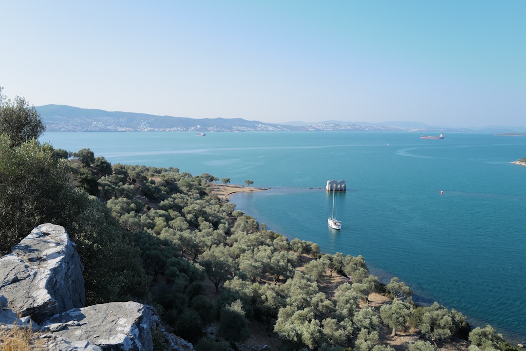 Adana'da Altın ve Petrol Fiyatları Değişkenlikler Gösteriyor - Ekonomi haberi görseli