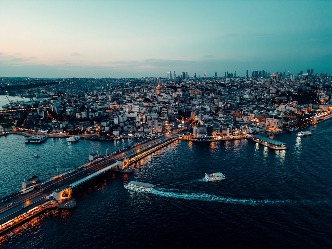 İstanbul Ekonomi Araştırma'dan Yeni Parti Anketi Sonuçları - Ekonomi haberi görseli İstanbul Ekonomi Araştırma'dan Yeni Parti Anketi Sonuçları - Ekonomi haberi görseli