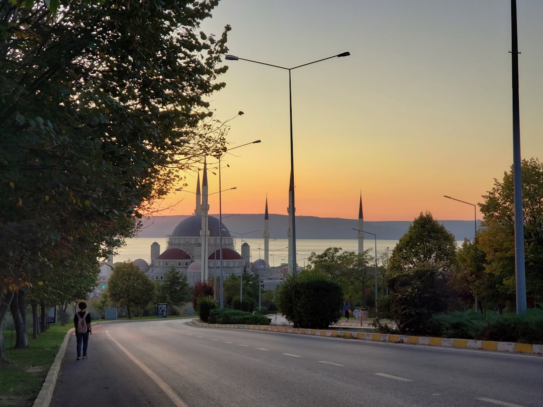 Adana'da Akrep Bulunan Esnafın İlginç Karşılığı - Gündem haberi görseli