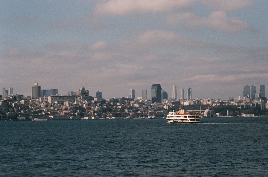 İstanbul'da Altın Kurye Suçundan Polis İncelemesi Başladı - Gündem haberi görseli