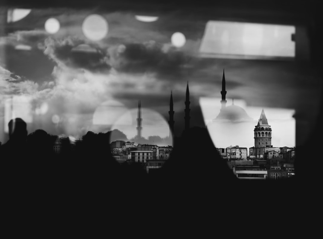 İstanbul'da Saganaklar ve Trafik Sorunları - Yaşam haberi görseli