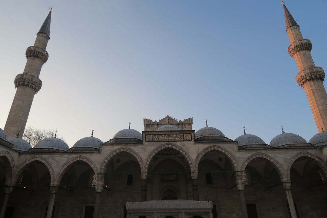 Adana'da Tarihi Medresede Geleneksel Sanatlar Yaşatılıyor - Kültür-Sanat haberi görseli Adana'da Tarihi Medresede Geleneksel Sanatlar Yaşatılıyor - Kültür-Sanat haberi görseli