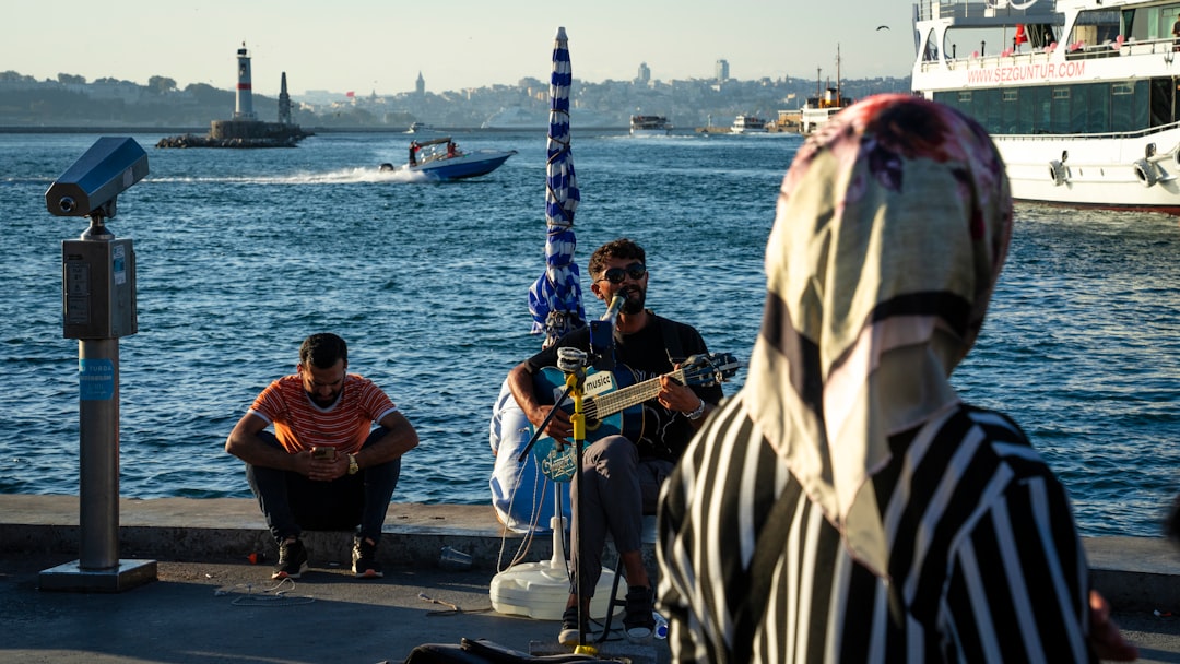 Adana'da Çok Sıcak Hava: Sağlık Uyarısı! - Sağlık haberi görseli Adana'da Çok Sıcak Hava: Sağlık Uyarısı! - Sağlık haberi görseli