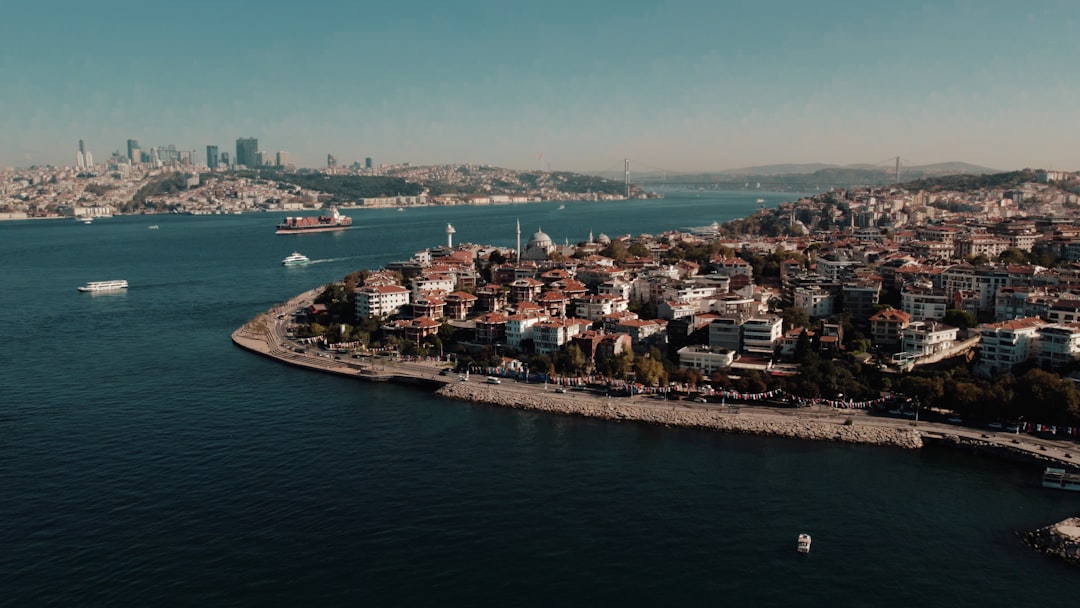 Antep'te Sıcaklık Sebebiyle Gençlerin Serinleme Yöntemi - Yaşam haberi görseli